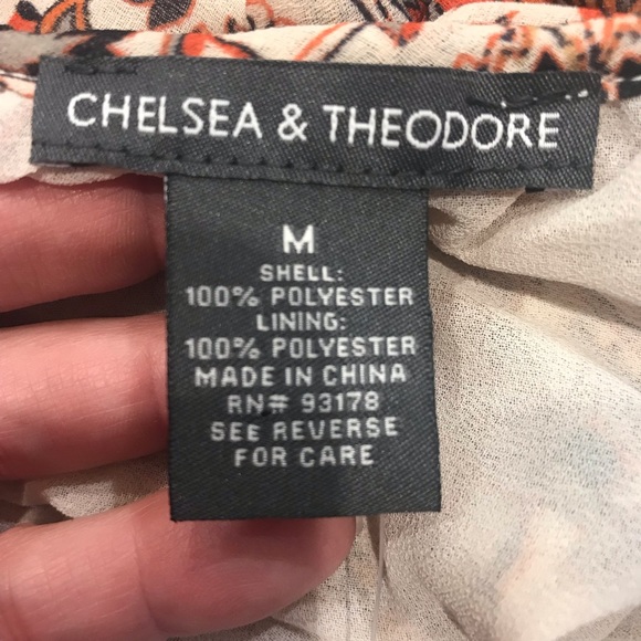 Chelsea & Theodore Cold Shoulder Blouse Size M - Picture 6 of 6